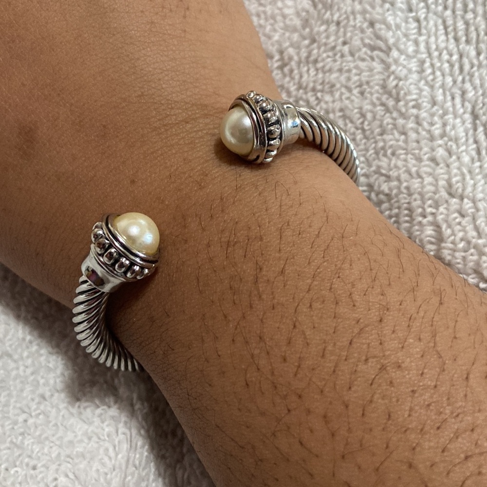 Cable Twisted Bracelet with Pearl Ends